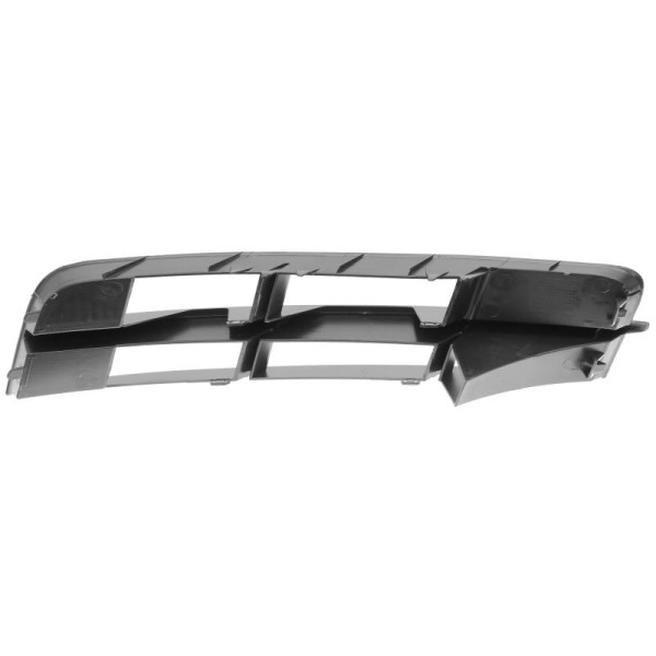 Решетка переднего бампера правая Audi Q7 11-16г Starline (KH0040 9992)